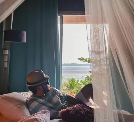 Beachfront With Private Pool On 1,5 Km Lambug Beach, Kawasan Falls 10 Min, Moalboal - The Verge Cebu 빌라